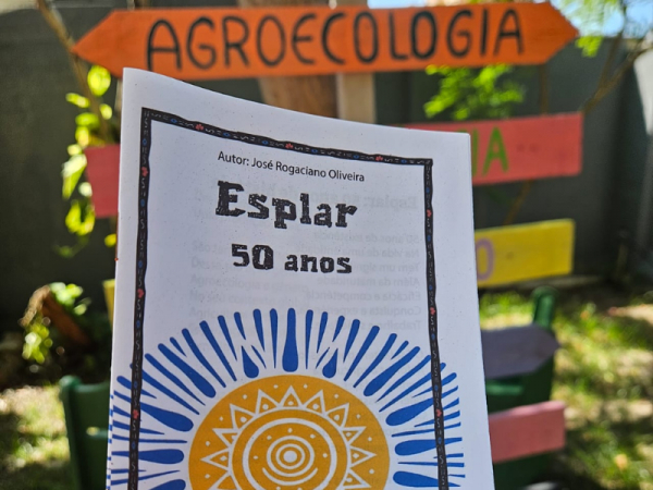 Cordel celebra trajet&oacute;ria do Esplar